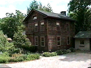 Building photograph for 2 MOLZON LN